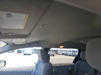 2025 Toyota Sienna LE 8-Passenger 120.5" WB - miniatura 19