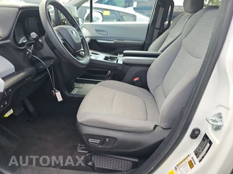 2025 Toyota Sienna LE 8-Passenger 120.5" WB - miniatura 7