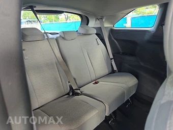 2025 Toyota Sienna LE 8-Passenger 120.5" WB - miniatura 14