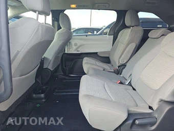 2025 Toyota Sienna LE 8-Passenger 120.5" WB - miniatura 13