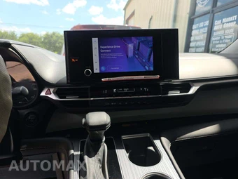 2025 Toyota Sienna LE 8-Passenger 120.5" WB - miniatura 10