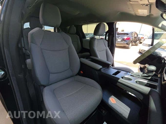 2025 Toyota Sienna LE 8-Passenger 120.5" WB - miniatura 19
