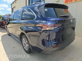 2025 Toyota Sienna LE 8-Passenger 120.5" WB - miniatura 2