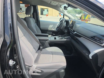 2025 Toyota Sienna LE 8-Passenger 120.5" WB - miniatura 8