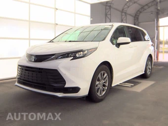 2025 Toyota Sienna LE 8-Passenger 120.5" WB