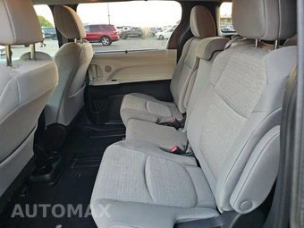 2025 Toyota Sienna LE 8-Passenger 120.5" WB - miniatura 13