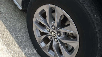 2025 Toyota Sienna LE 8-Passenger 120.5" WB - miniatura 24