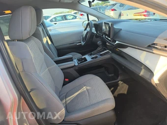 2025 Toyota Sienna LE 8-Passenger 120.5" WB - miniatura 8