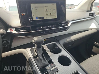 2025 Toyota Sienna LE 8-Passenger 120.5" WB - miniatura 11