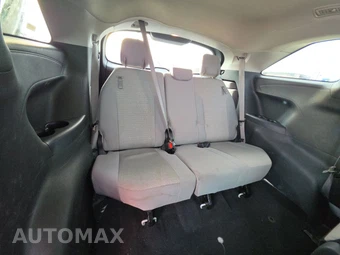 2025 Toyota Sienna LE 8-Passenger 120.5" WB - miniatura 14