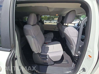 2025 Toyota Sienna LE 8-Passenger 120.5" WB - miniatura 14