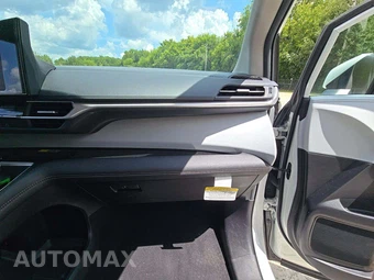 2025 Toyota Sienna LE 8-Passenger 120.5" WB - miniatura 17