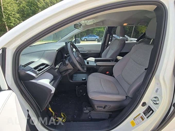 2025 Toyota Sienna LE 8-Passenger 120.5" WB - miniatura 3