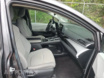 2025 Toyota Sienna LE 8-Passenger 120.5" WB - miniatura 8