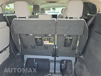 2025 Toyota Sienna LE 8-Passenger 120.5" WB - miniatura 17