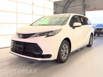 2025 Toyota Sienna LE 8-Passenger 120.5" WB