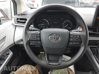 2025 Toyota Sienna LE 8-Passenger 120.5" WB - miniatura 10