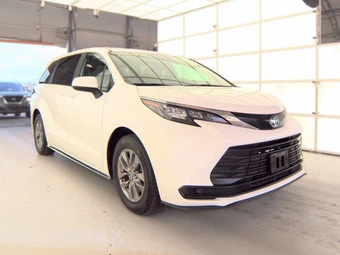 2025 Toyota Sienna LE 8-Passenger 120.5" WB - miniatura 3