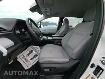 2025 Toyota Sienna LE 8-Passenger 120.5" WB - miniatura 7