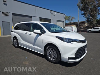 2025 Toyota Sienna LE 8-Passenger 120.5" WB - miniatura 3