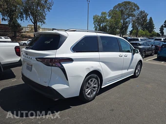 2025 Toyota Sienna LE 8-Passenger 120.5" WB - miniatura 4