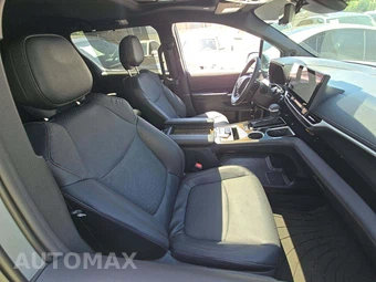 2025 Toyota Sienna Limited 7-Passenger 120.5" WB - miniatura 19