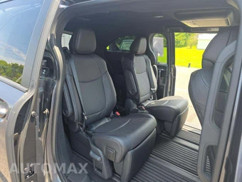 2025 Toyota Sienna Limited 7-Passenger 120.5" WB - miniatura 14