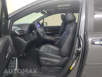 2025 Toyota Sienna Platinum 7-Passenger 120.5" WB - miniatura 7