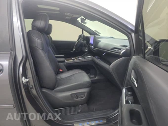 2025 Toyota Sienna Platinum 7-Passenger 120.5" WB - miniatura 8
