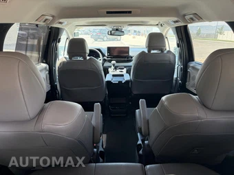 2025 Toyota Sienna XLE 7-Passenger 120.5" WB - miniatura 4