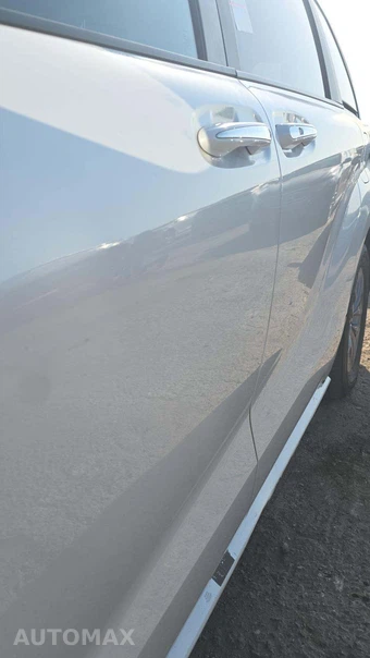 2025 Toyota Sienna XLE 7-Passenger 120.5" WB - miniatura 33