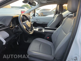 2025 Toyota Sienna XLE 7-Passenger 120.5" WB - miniatura 7
