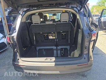 2025 Toyota Sienna XLE 8-Passenger 120.5" WB - miniatura 15