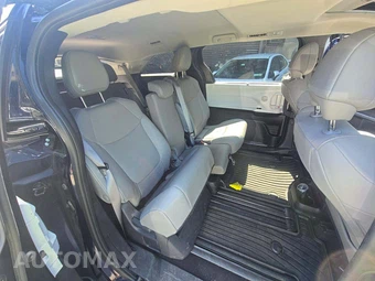 2025 Toyota Sienna XLE 8-Passenger 120.5" WB - miniatura 17