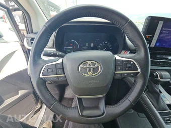 2025 Toyota Sienna XLE 8-Passenger 120.5" WB - miniatura 10