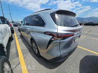 2025 Toyota Sienna XLE 8-Passenger 120.5" WB - miniatura 6