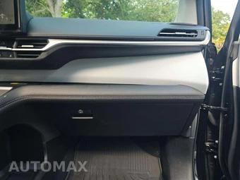 2025 Toyota Sienna XLE 8-Passenger 120.5" WB - miniatura 17