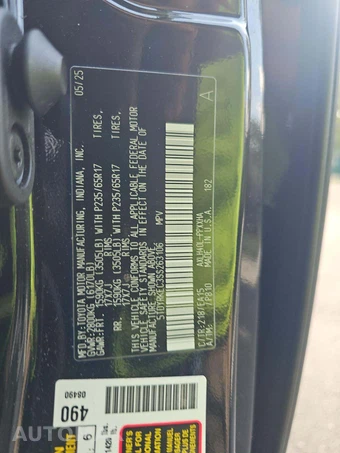 2025 Toyota Sienna XLE 8-Passenger 120.5" WB - miniatura 2