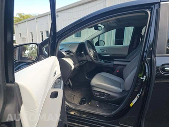 2025 Toyota Sienna XLE 8-Passenger 120.5" WB - miniatura 3