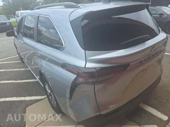 2025 Toyota Sienna XLE 8-Passenger 120.5" WB - miniatura 2
