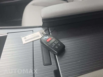 2025 Toyota Sienna XLE 8-Passenger 120.5" WB - miniatura 8