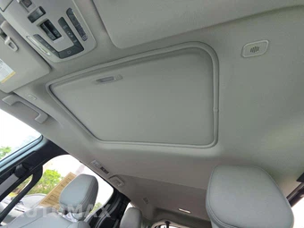 2025 Toyota Sienna XLE 8-Passenger 120.5" WB - miniatura 11