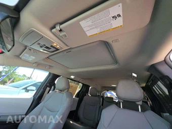 2025 Toyota Sienna XLE 8-Passenger 120.5" WB - miniatura 11