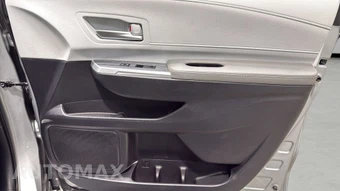 2025 Toyota Sienna XLE 8-Passenger - miniatura 10