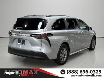 2025 Toyota Sienna XLE 8-Passenger - miniatura 4