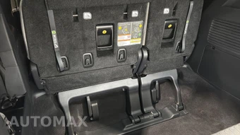 2025 Toyota Sienna XLE 8-Passenger - miniatura 8