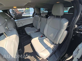 2025 Toyota Sienna XLE 8-Passenger - miniatura 13