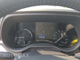 2025 Toyota Sienna XLE 8-Passenger - miniatura 9