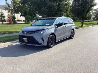 2025 Toyota Sienna XSE 7-Passenger 120.5" WB - car from the USA, Manheim Buy-Now listing at AUTOMAX