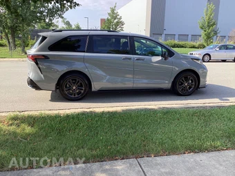 2025 Toyota Sienna XSE 7-Passenger 120.5" WB - miniatura 4